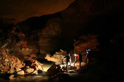 tumbling creek cave